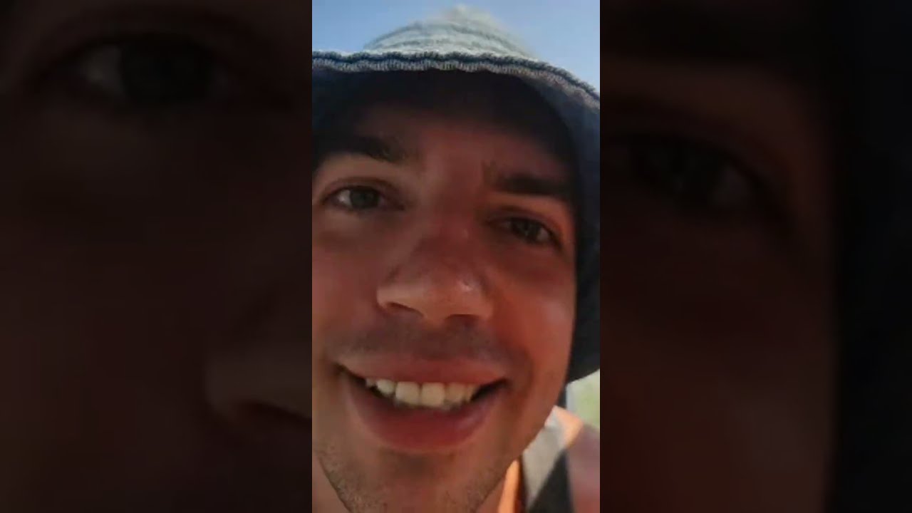 Едем на катере