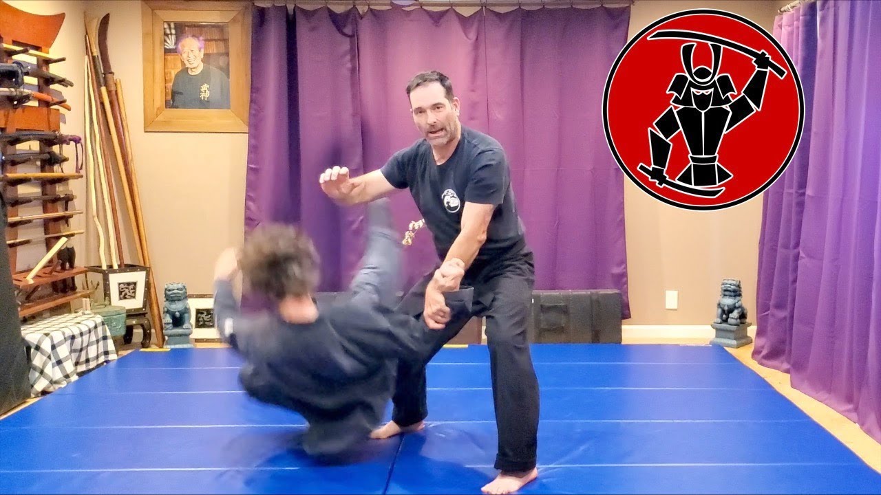 Takagi Yoshin Ryu, Tsuki Taoshi (Knock Down)