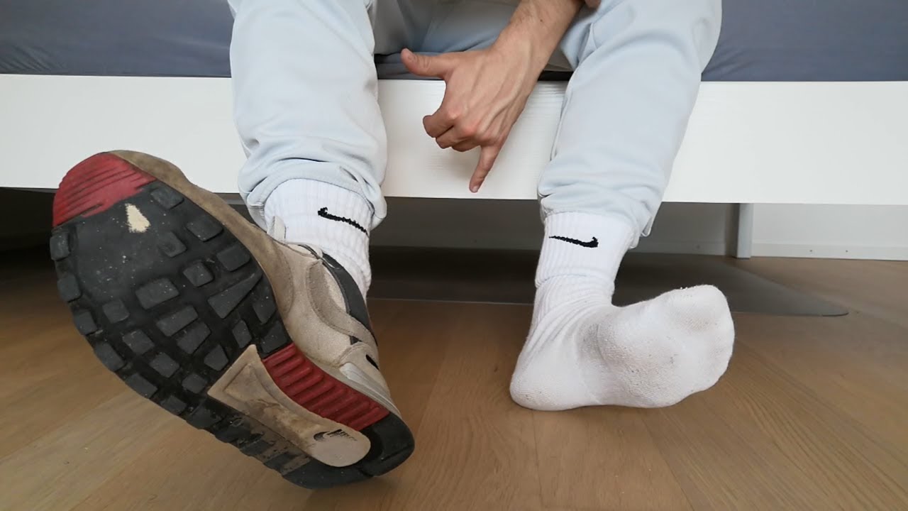 Well worn AIR PEGASUS with smelly SOCKS