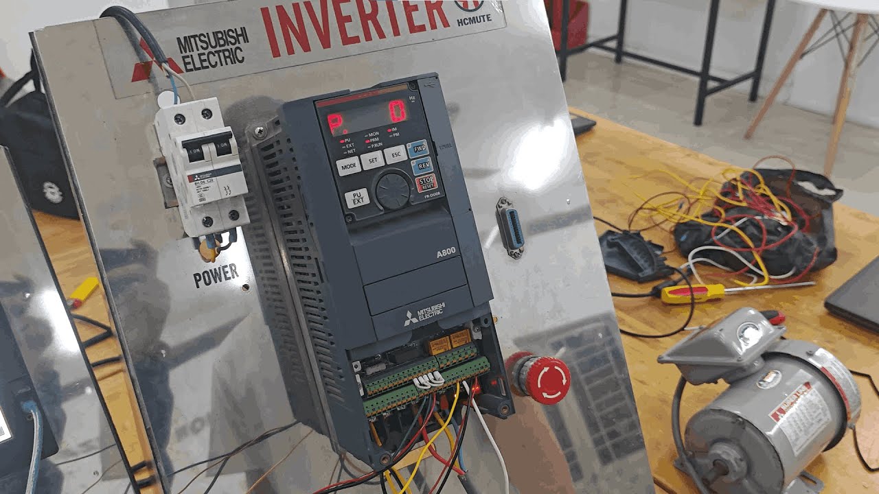 SETUP BIẾN TẦN (INVERTER) MITSUBISHI FR-A800 ĐỂ CHẠY 7 CẤP TỐC ĐỘ ĐỘNG CƠ 3 PHA