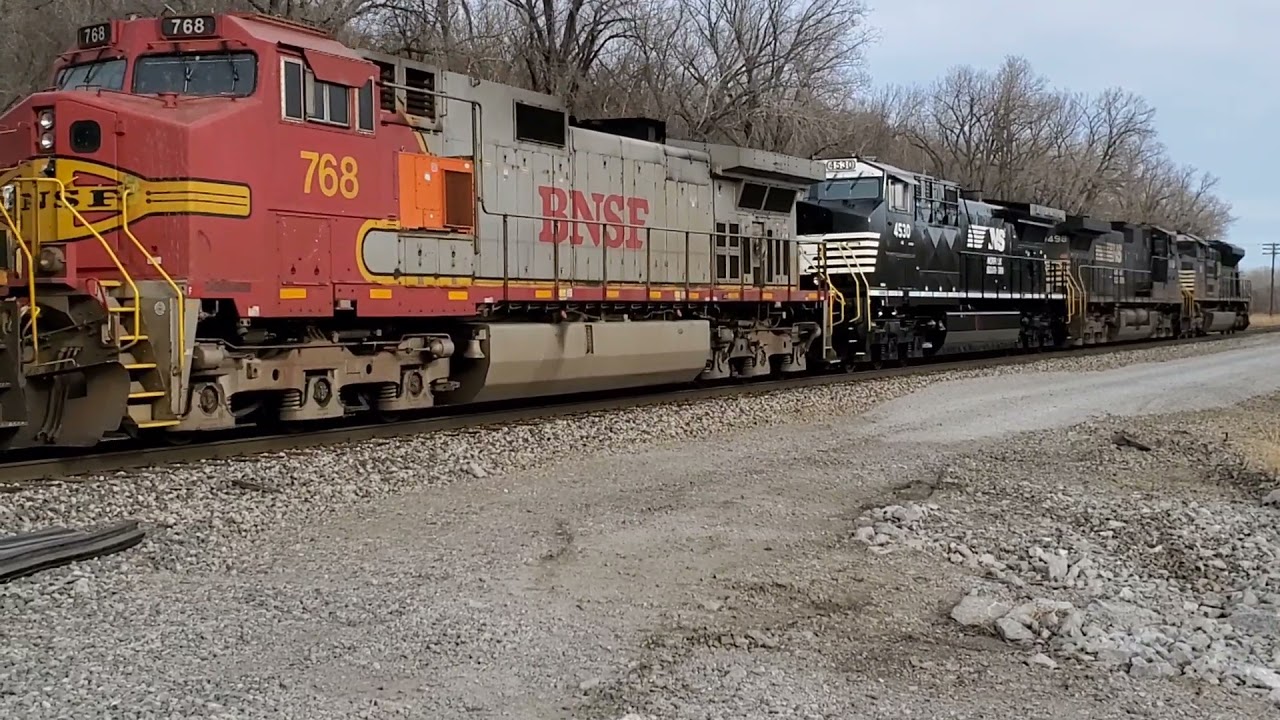 KILLER LASHUP ALERT! 6 train action featuring a HU, bonnet, chase, meet, 3 different RRs and more!
