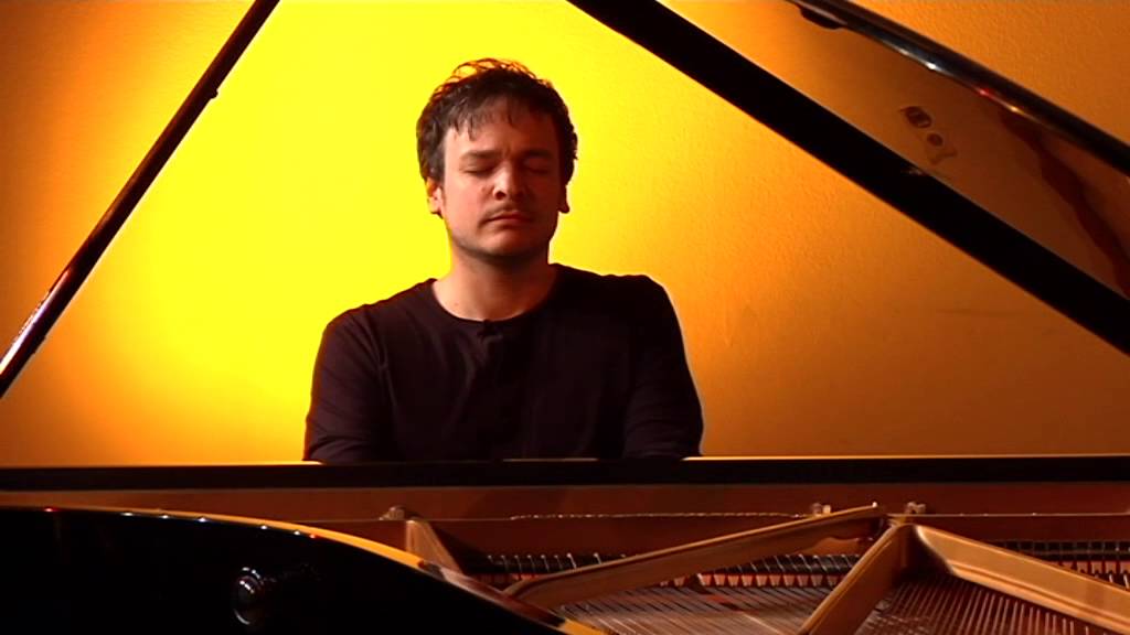 Chris Gall Piano Solo - Trailer Live