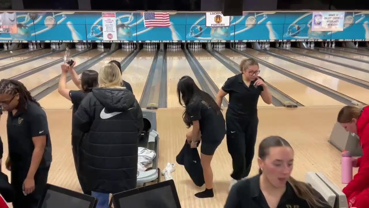 Lewis Flyer Classic championship match cont.