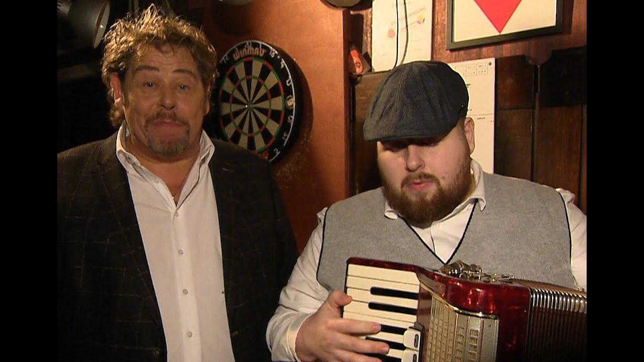Henri van Velzen - Oud Café