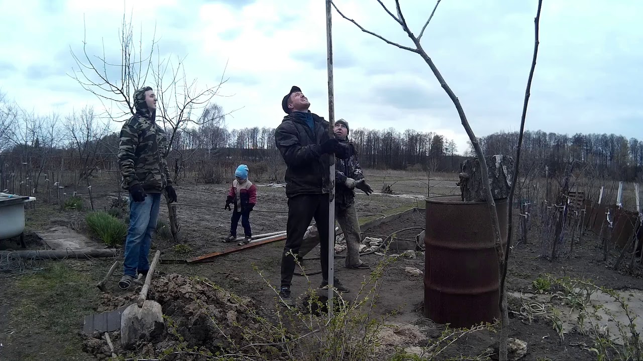 Наша жизнь: Скважина в ручную