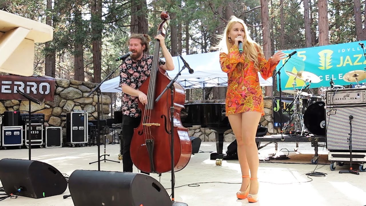 Haley Reinhart & Casey Abrams 