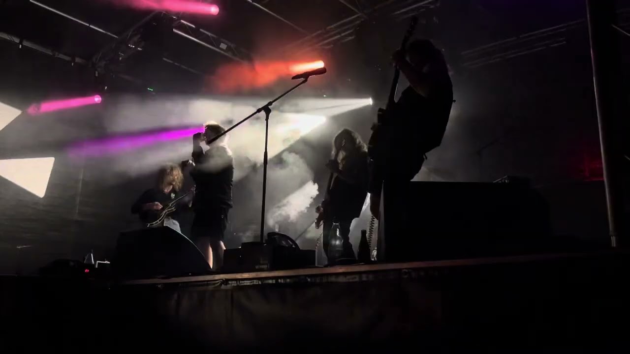 T&oslash;nda Live @Burgbrandopenair in Lauchr&ouml;den/Germany