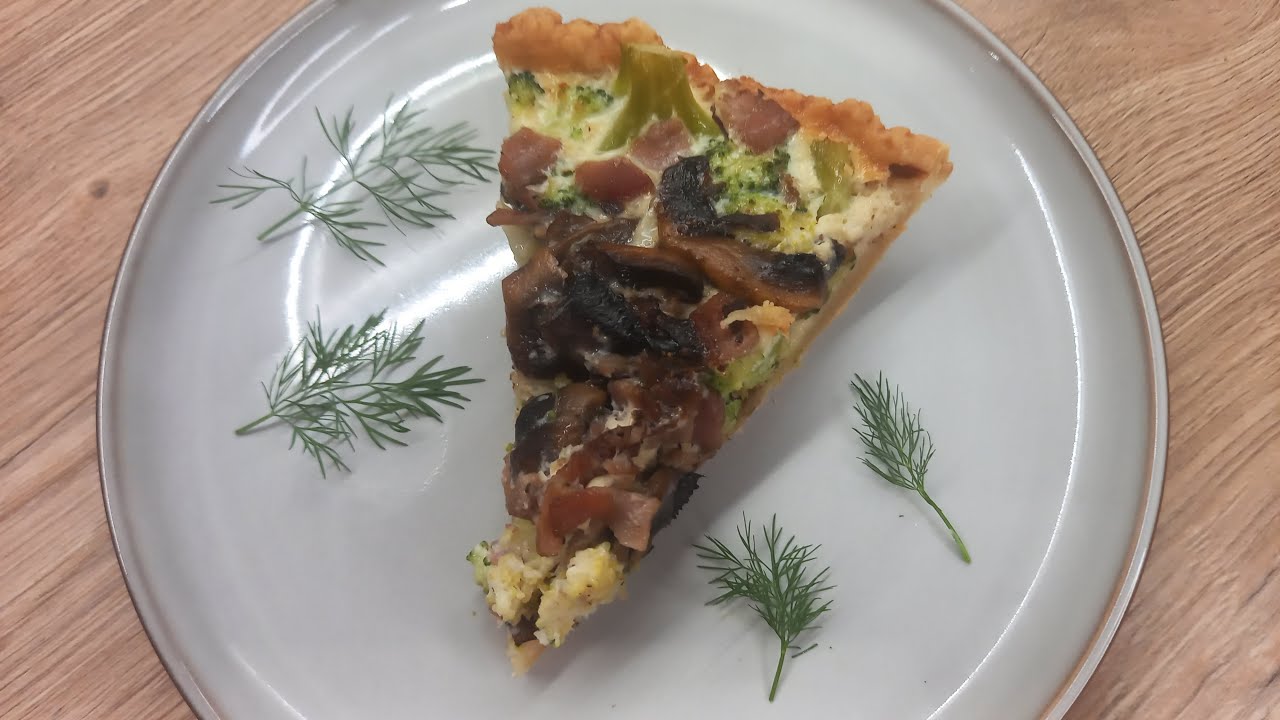 🥘 Prosta Tarta z Brokułem, Szynką i Pieczarkami | Przepis na Wytrawne Danie
