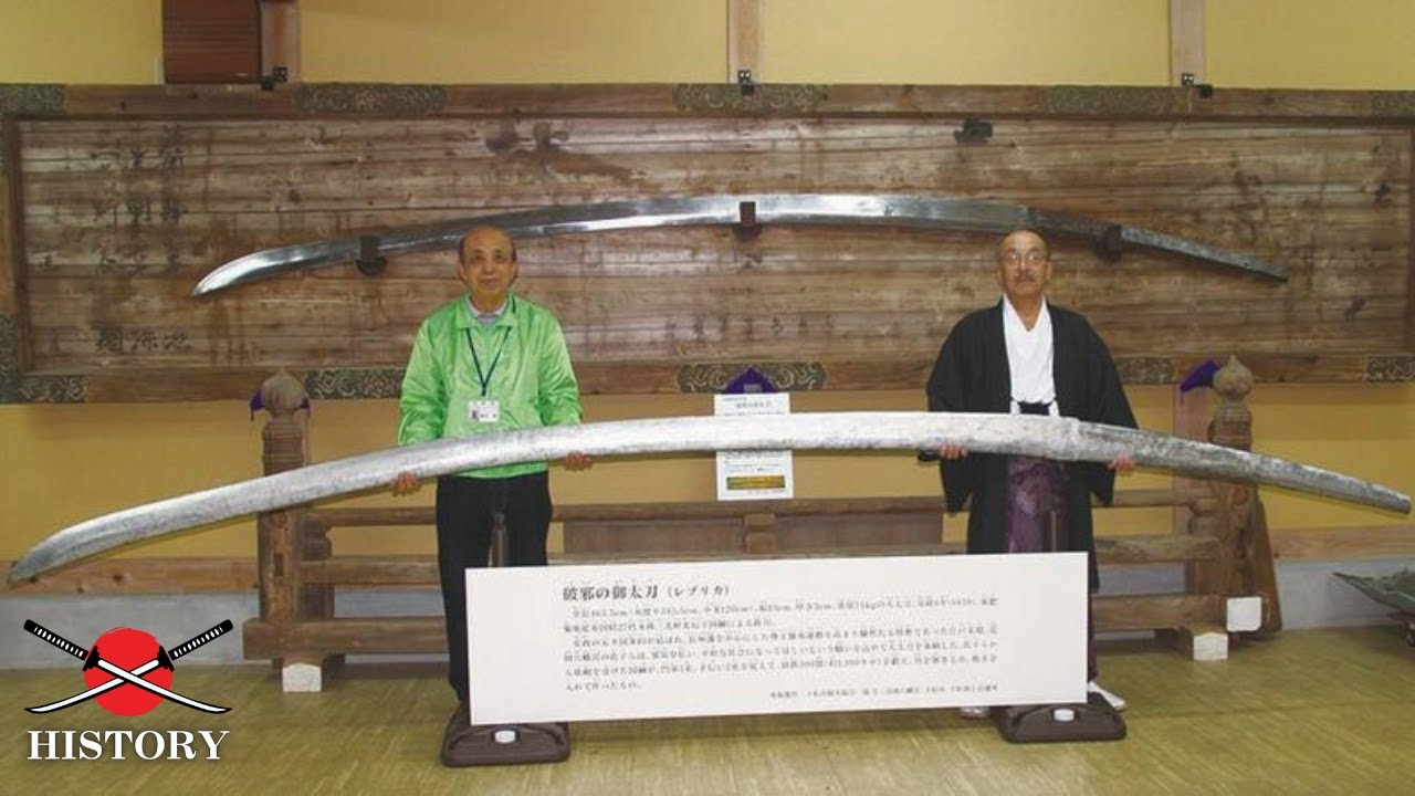 A long type of Japanese sword 