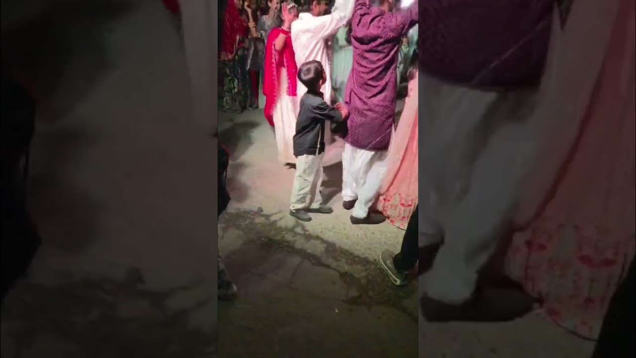 shadi wala mahol🕺