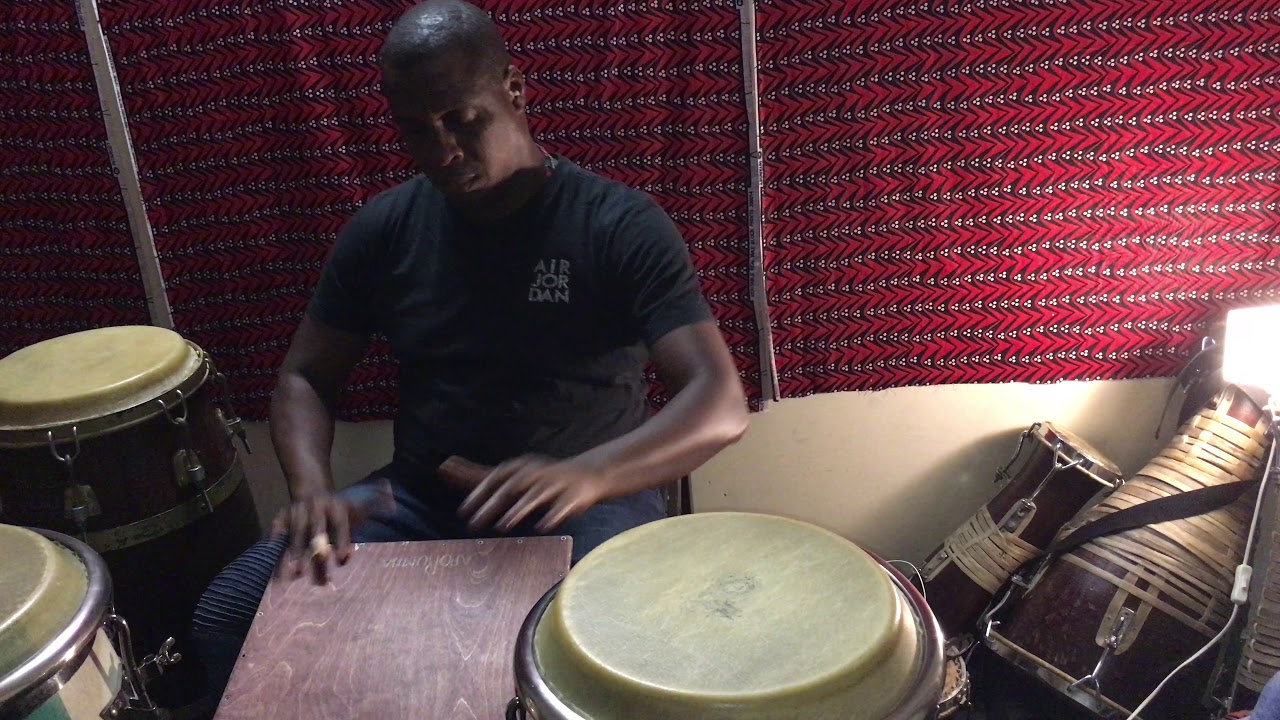 Gerardo De Armas Sarria playing a solo on Cuban cajon and congas, April 2018
