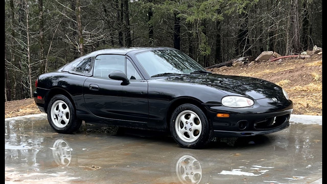 Carbon Fiber Miata Fastback Hardtop Build in 12 Minutes!