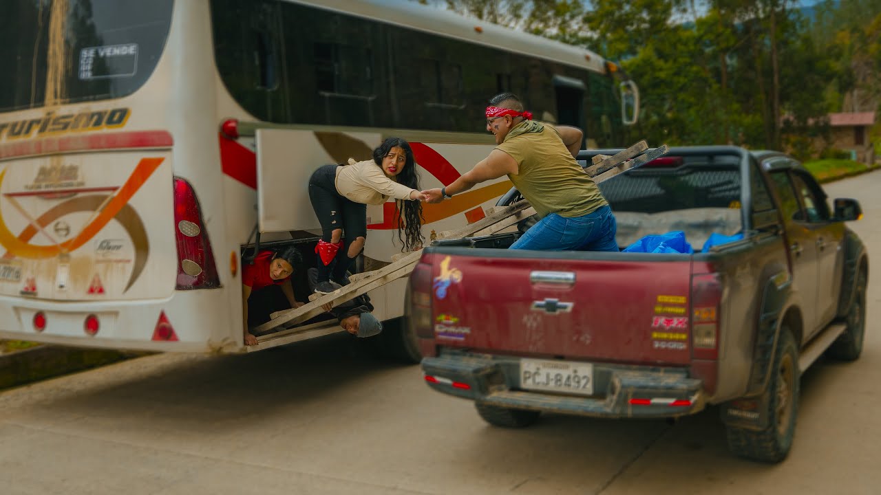 Mientras viajaban a otro país tuvieron que vivir la experiencia de su vida