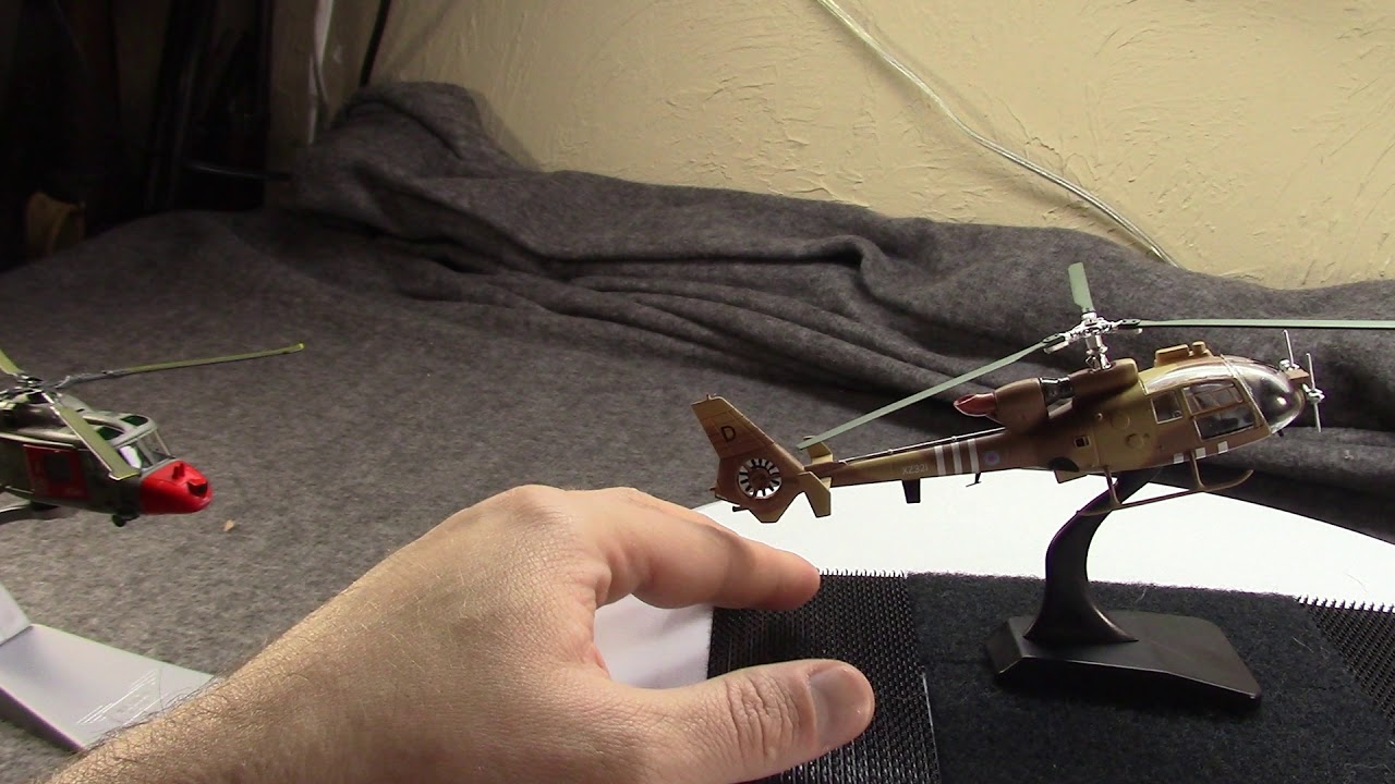Aérospatiale-Westland Gazelle Helicopter (Aviation72 Model Review)