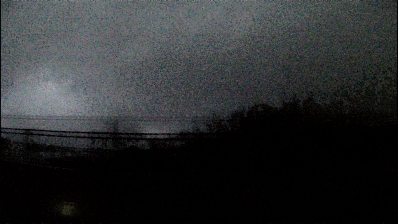 Tornado crossing I-64 with power flashes at Chesterfield, MO (St. Louis metro) - December 10, 2021