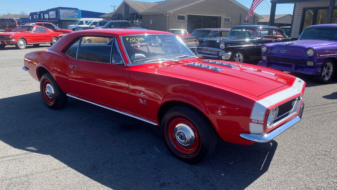Тест-драйв Chevrolet Camaro 427 1967 года, 4-ступенчатая коробка передач, продано за 51 900 долла...