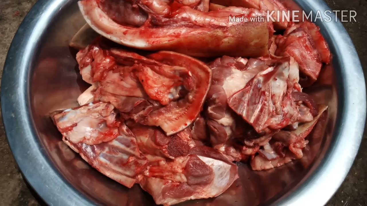 Cooking Garo traditional curry / pork with mustard leaves and rice powder/wak laisak pura