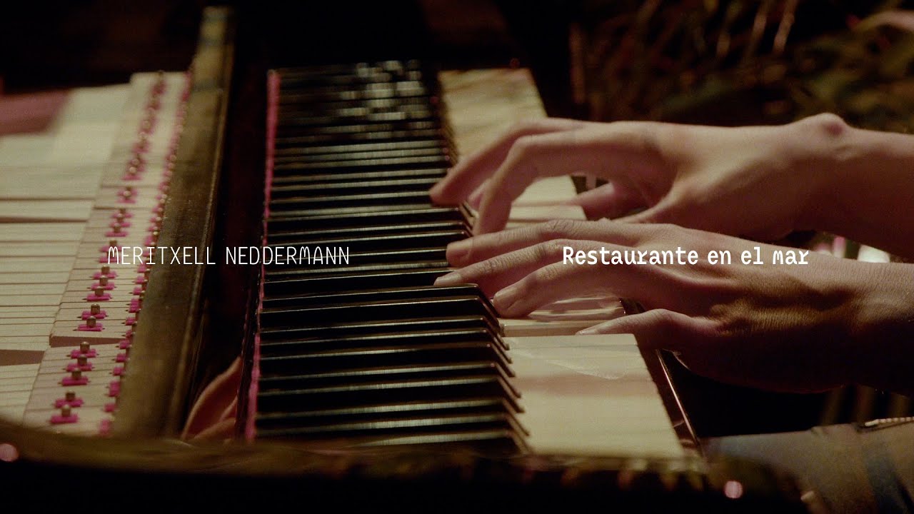 MERITXELL NEDDERMANN  ·  Restaurante en el mar   |   V4M