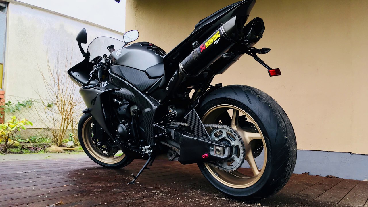 Yamaha R1 RN22 Akrapovic without DB Killer Soundcheck Big Bang