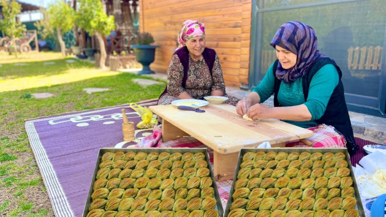 Gelin Görümce Günlük Yaşam | Köy Evi İftar Yemeği Sonrası Pratik İftar Tatlısı Yapımı