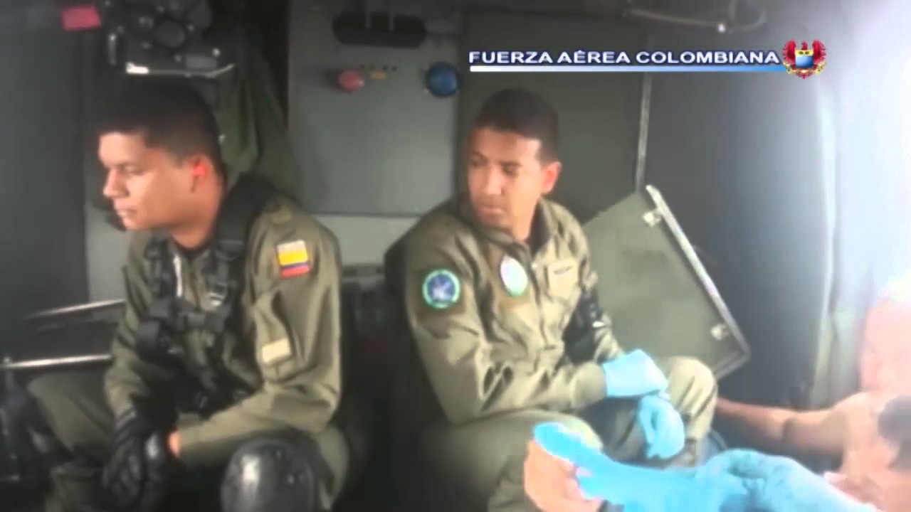 Colombian Air Force Rescues Two Polish Citizens From Amazon