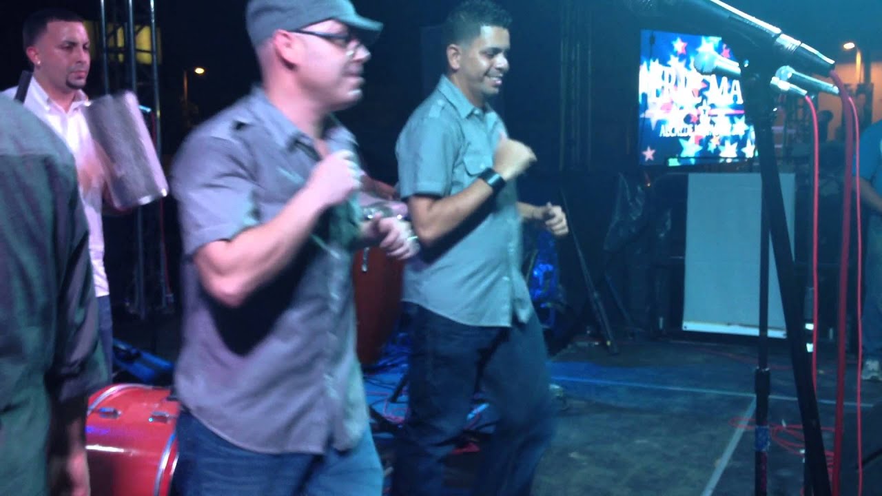 Arnaldo La Trayectoria - Cumpleaños Universal - Mayaguez 4 De Noviembre De 2012