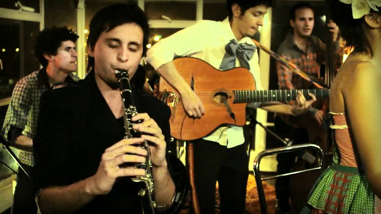 (HD) MONSIEUR PERINÉ / LA CIUDAD : AMPLIFICADO (COLOMBIA)
