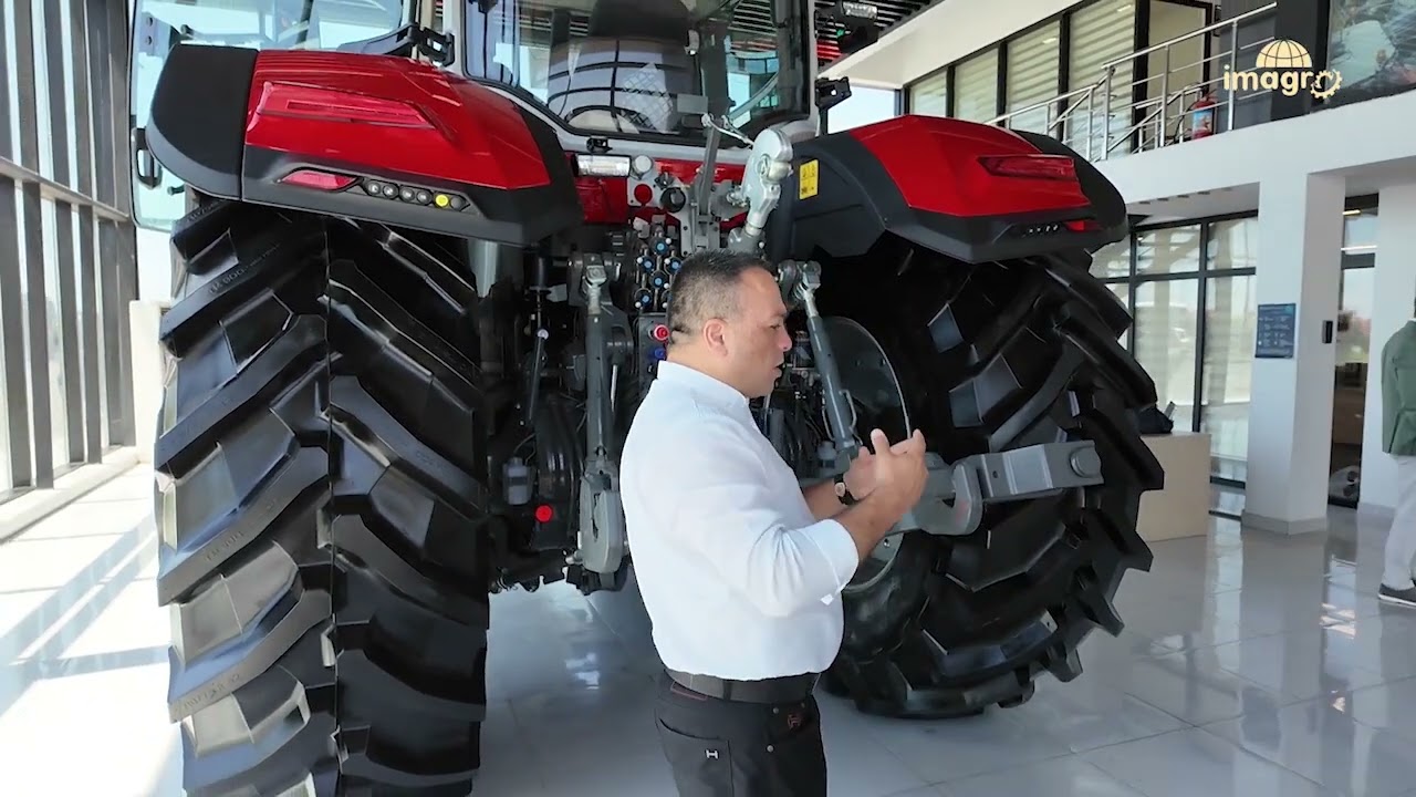 Massey Ferguson  9S 425 traktorunun təqdimatı