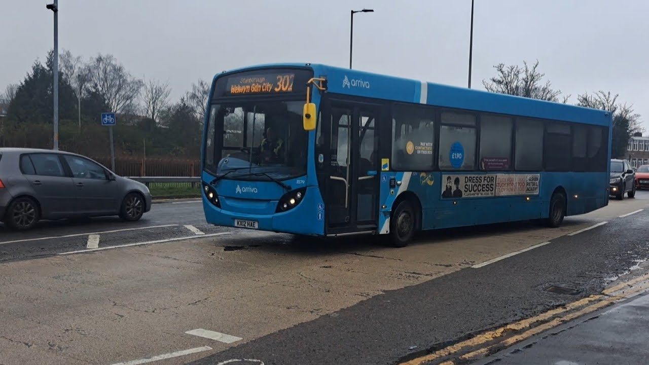 MID! | 3579 KX12 HAE Arriva Hemel Hempstead ADL Enviro 300 | Route 302: Welwyn Garden City