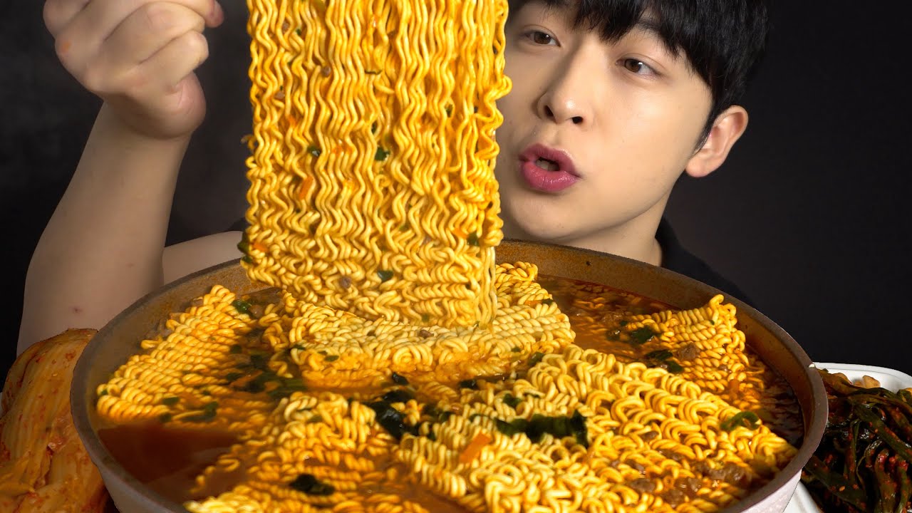 진라면 매운맛 5봉 먹방 🍜 묵은김치, 파김치 | ASMR Mukbang