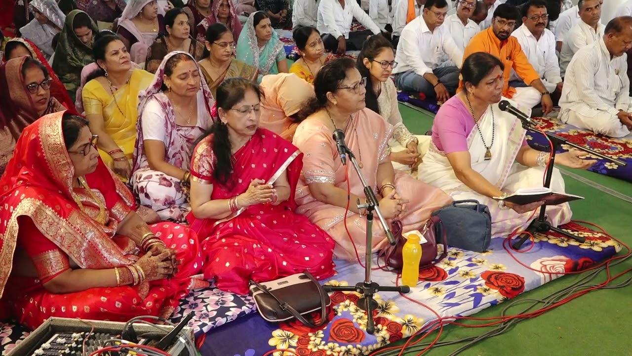 राम अगर मन मंदिर आये, जाप अमर जाये। श्रीमती नमिता शिरके, देवास 