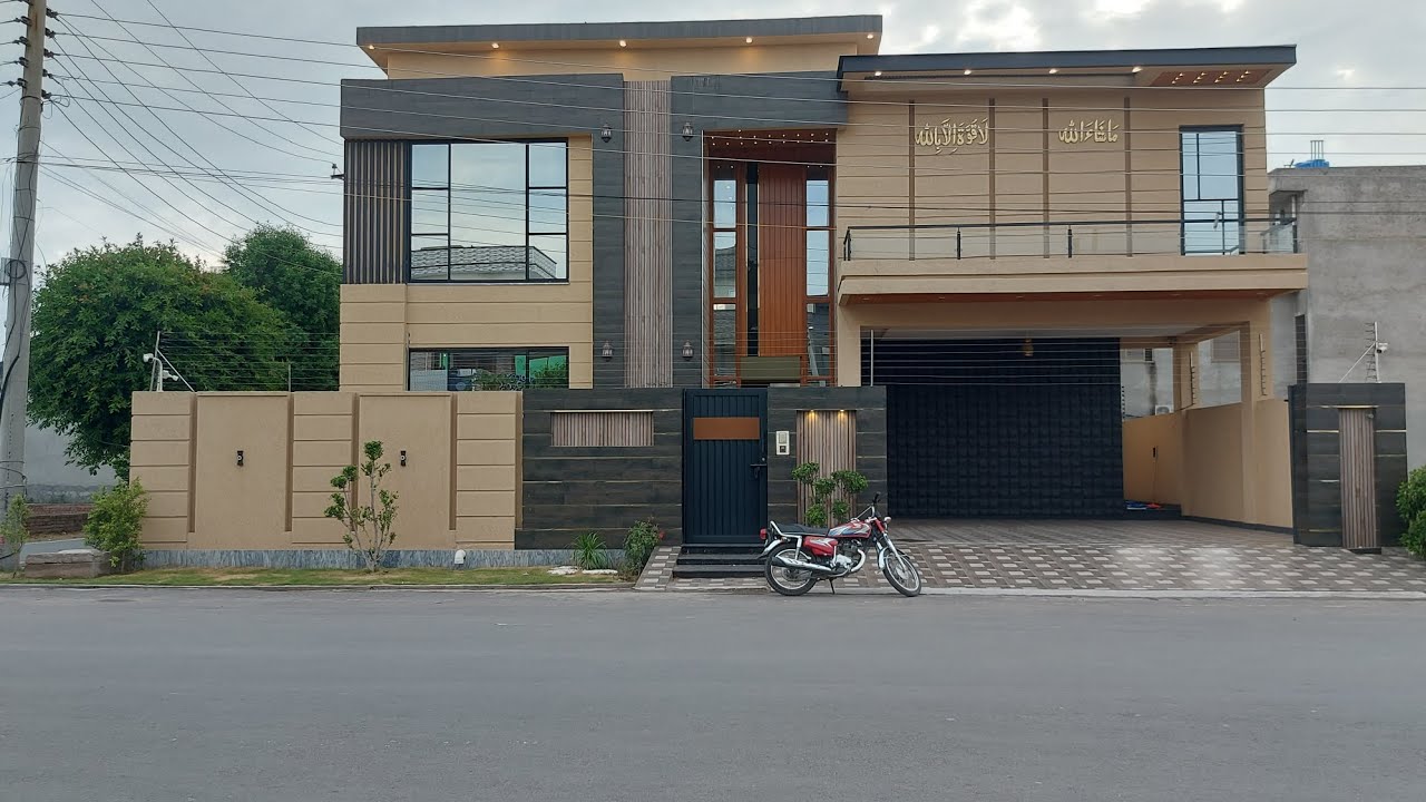1 Kanal Corner Luxurious House For Sale River Garden Gujrat... CONTACT 0305 2929931
