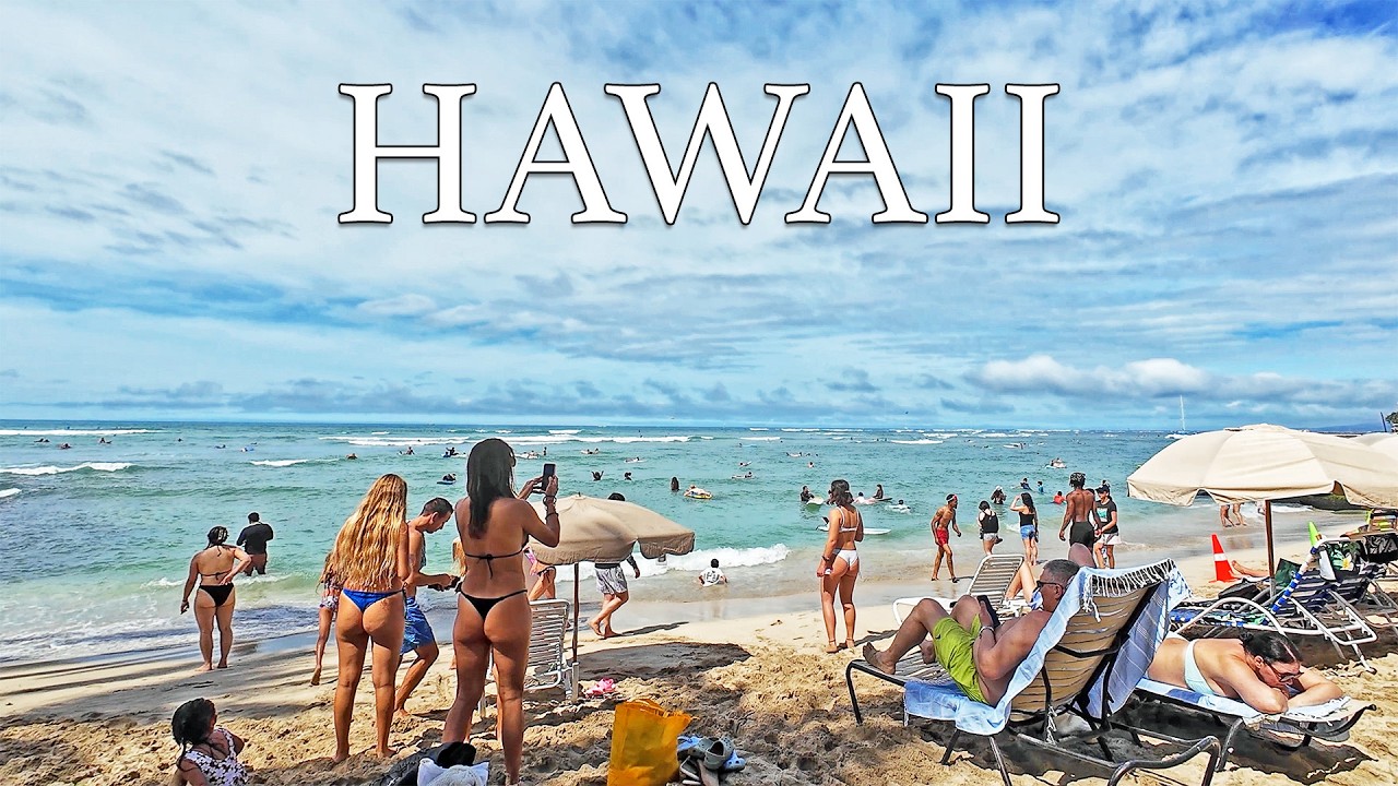 Hawaii Walking Tour 🌴 Waikiki Main Street Kalakaua Avenue and The Beach 🏖