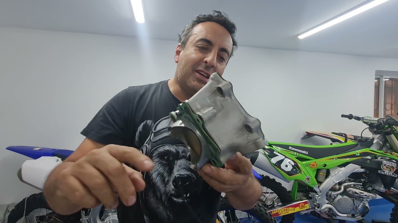 RESTAURANDO YAMAHA YZ250F 2006 50th Anniversary PARTE 5