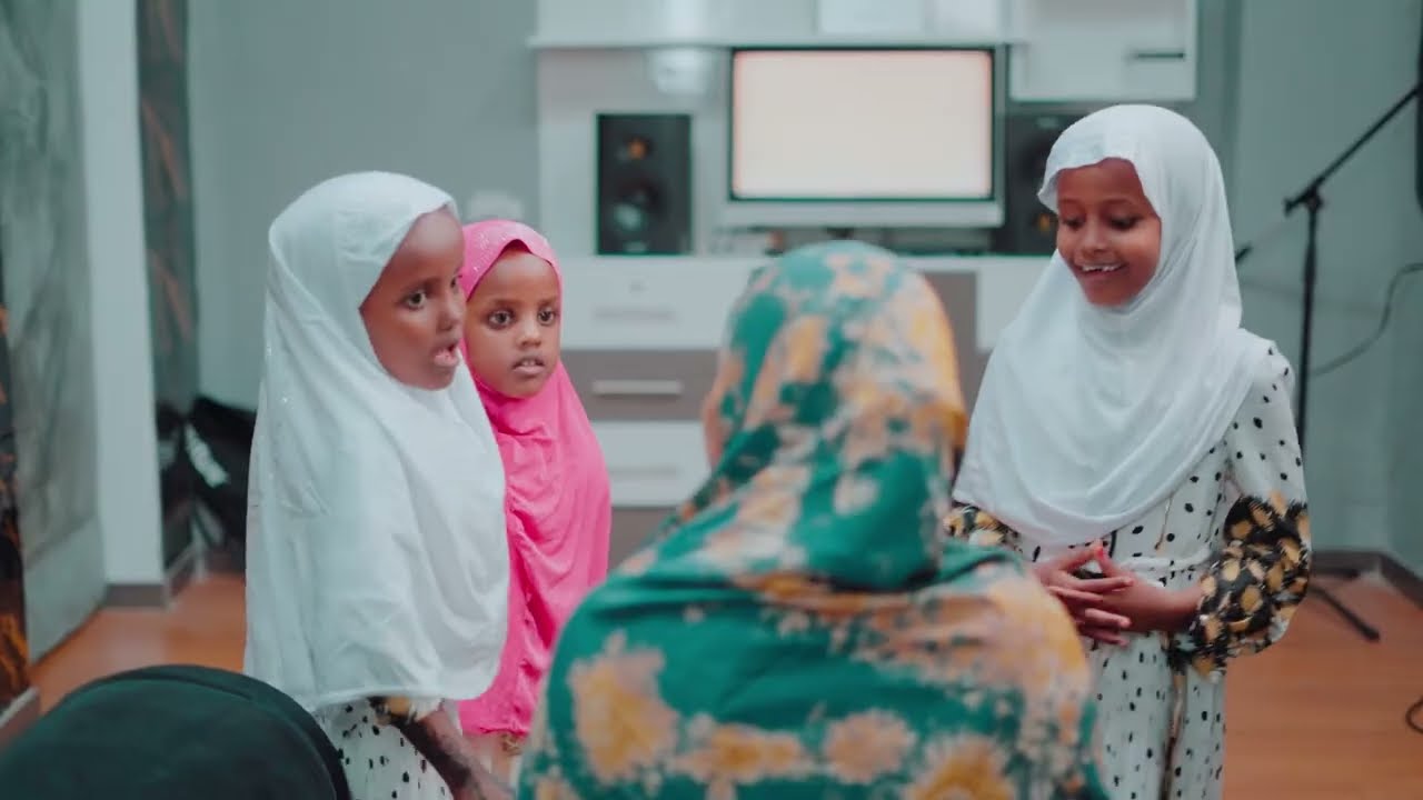 BEERTA XAYAAT WAN UMAHAD NAQEENAA |NAJMA ALI &SAMRA