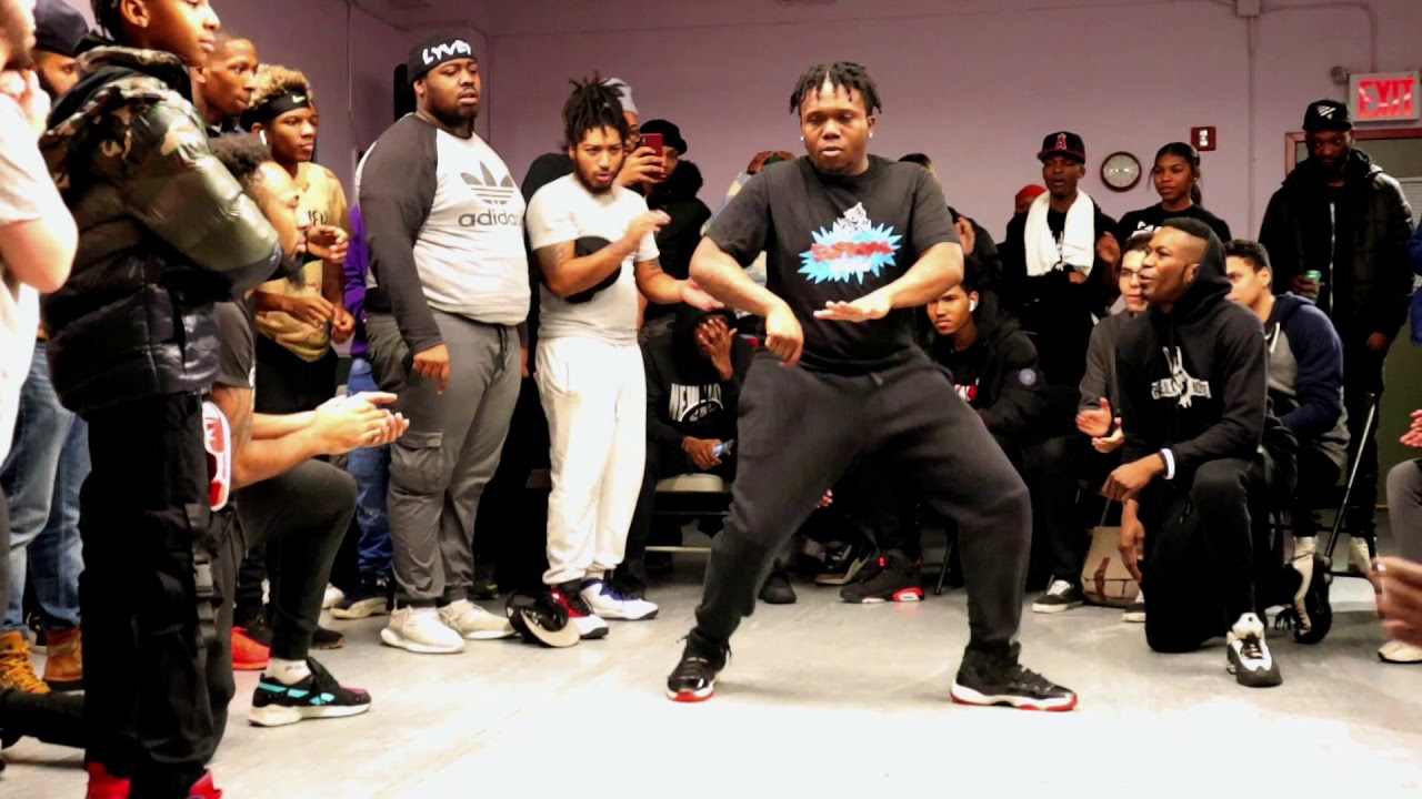 2 REAL BOYZ Presents The “WHO WANT SMOKE” EVENT: MOON LITE VS LIL MIX #2RBWWSE