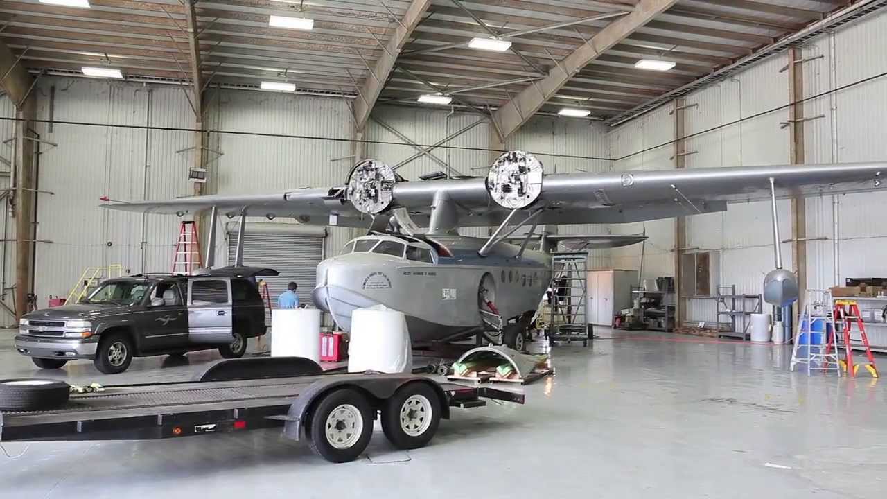 Howard Hughes Sikorsky S-43 Disassembly and Move to Fantasy of Flight - Part 1