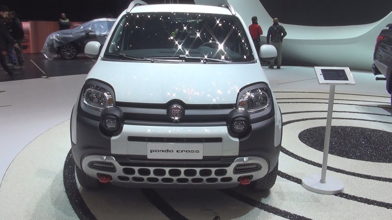 Fiat Panda Cross (2017) Exterior and Interior