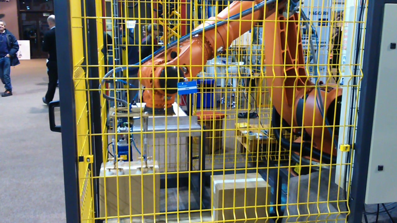1er Sistema paletizado robotizado modular (Vista lateral)