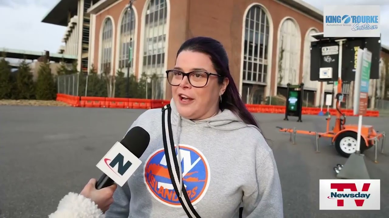 New York Islanders fans share their parking frustrations at UBS Arena