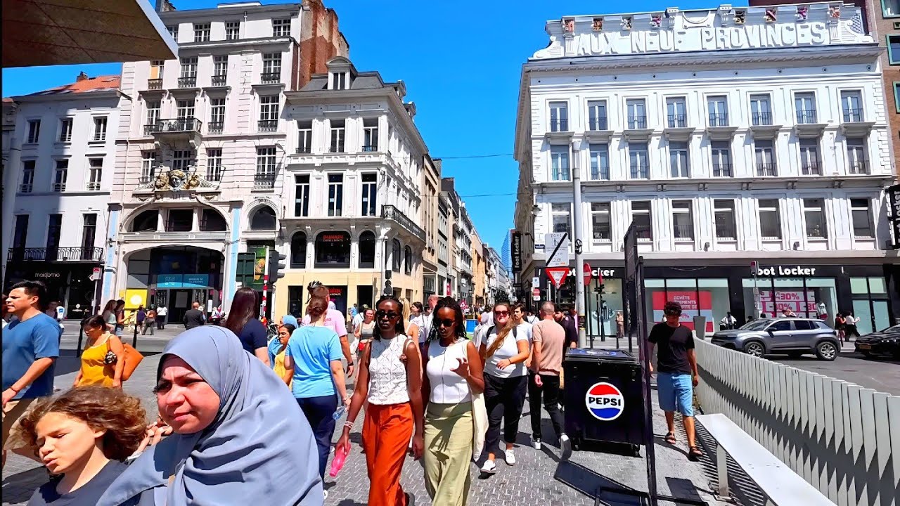 Walking In Central Brussels |Belgium 