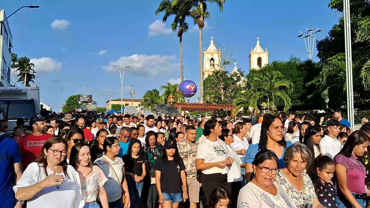 Procissão de Nossa Senhora do Desterro Reúne Milhares de Fiéis em Agrestina PE 2024