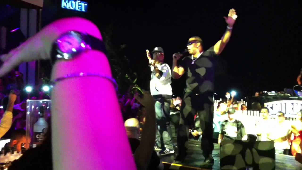 Busta Rhymes - Look At Me Now (Live @ Sky Bar Beirut - Lebanon 2011)