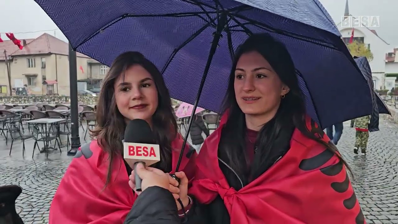 Qytetarë nga të gjitha trojet festojnë 28 Nëntorin në Prizren