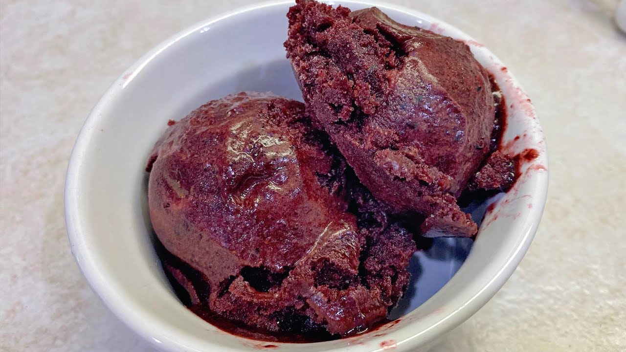 EASY BlackBerry Sorbet Recipe (Quick & Easy)