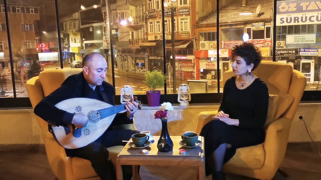 ŞEYDA DEMİRBÜKEN - SEVİYORUM DESEN DE KANMAM SÖZÜNE