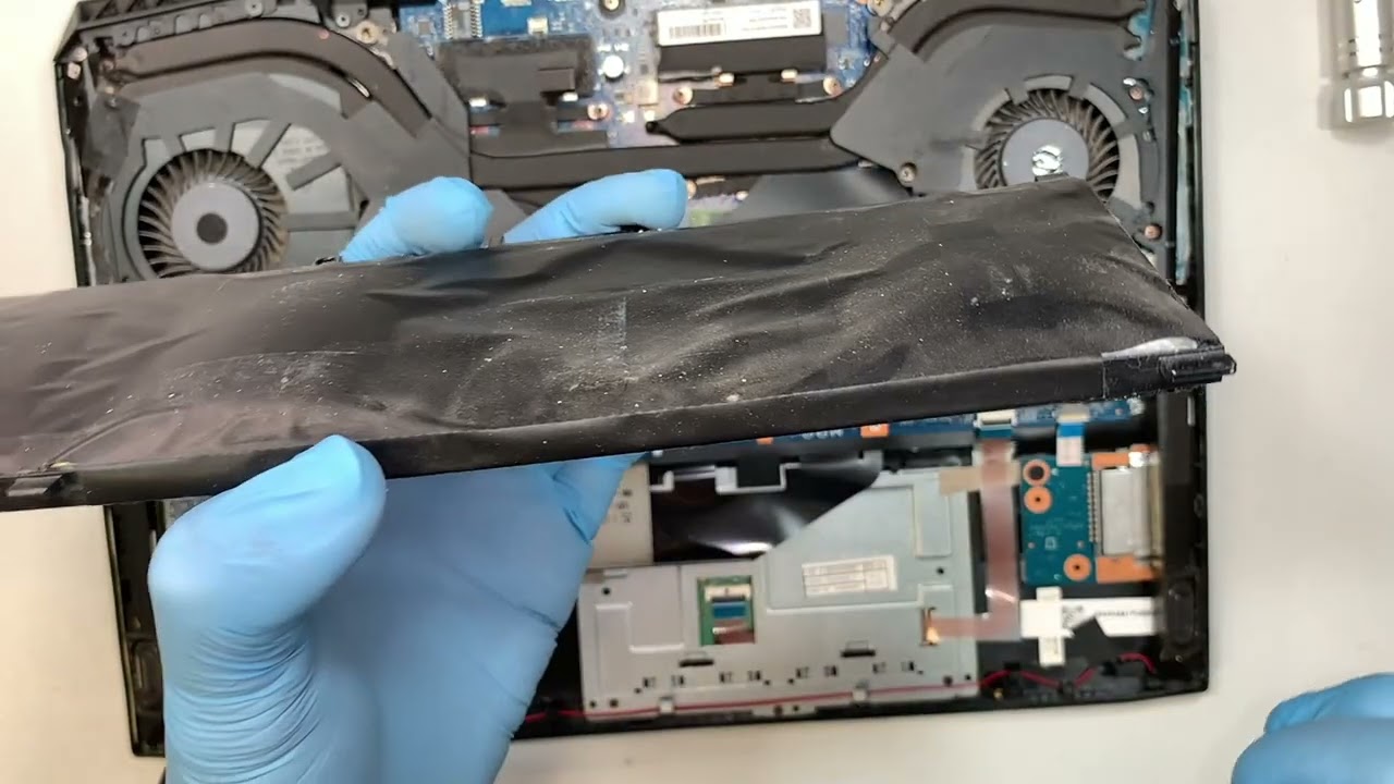 Замена аккумулятора HP Omen 15 dc0087nr