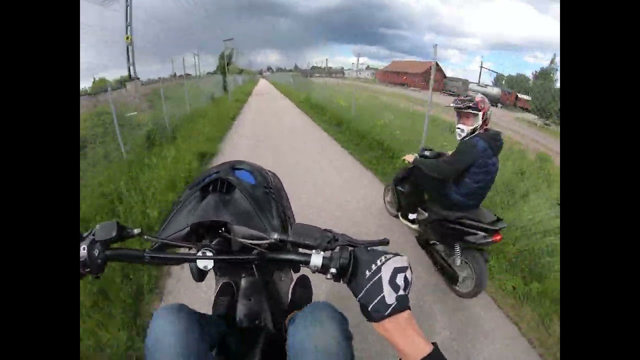 Moped körning Gävle