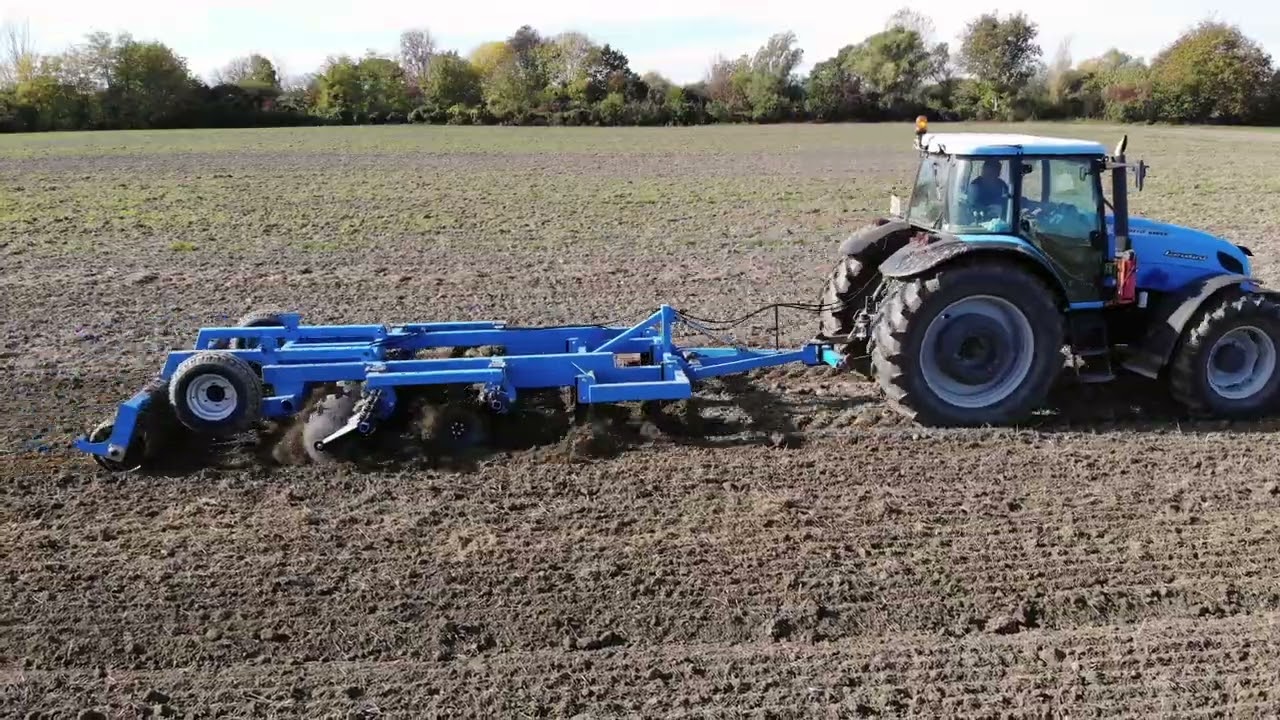 LEKO Grubber rövidtárcsával (2,8m) + Landini Legend 180
