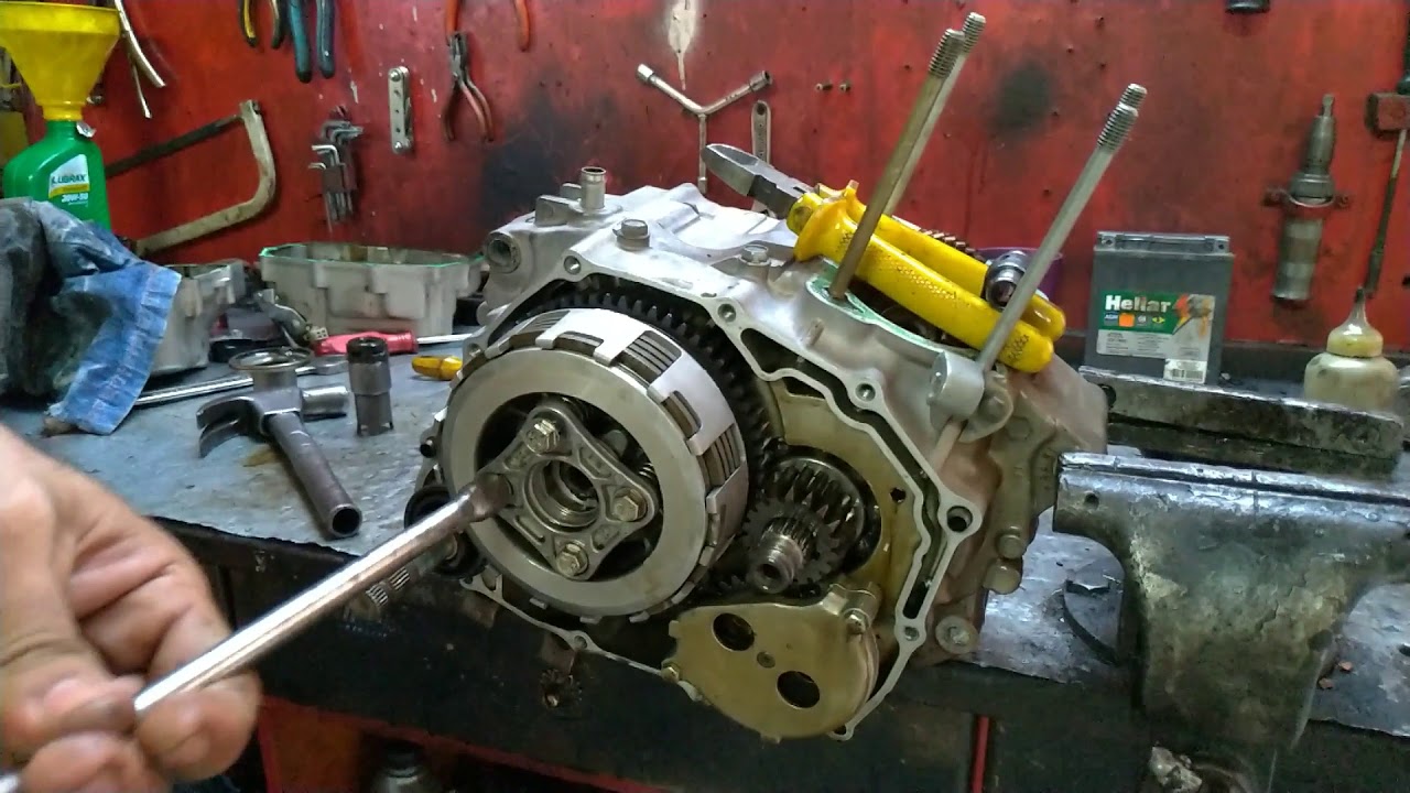 COMO DESMONTAR PARTE DE BAIXO DO MOTOR DA MOTO CG TITAN FAN 125 LADO EMBREAGEM